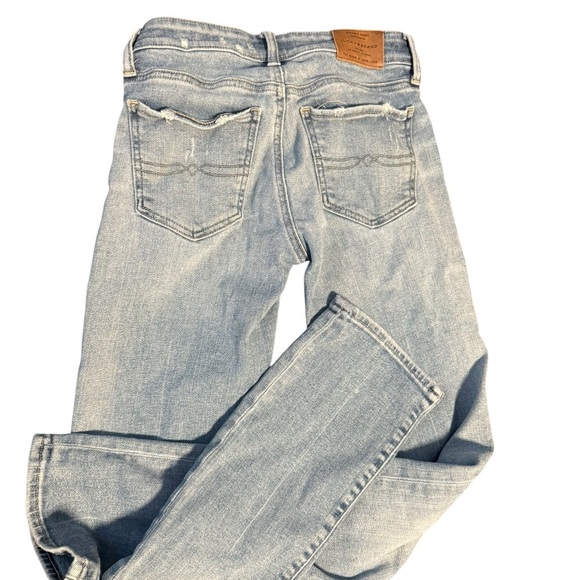 Lucky Brand Women's Denim Straight Leg Jeans - Picture 4 of 6